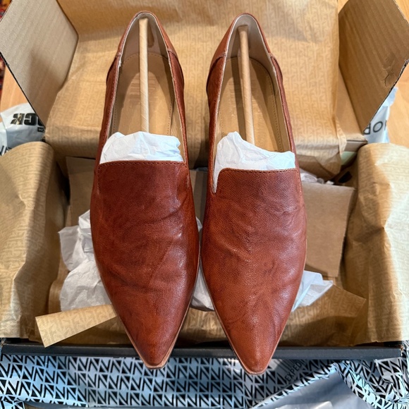 Frye Kenzie Venetian Loafers Size 8.5 Cognac with box - Picture 1 of 6